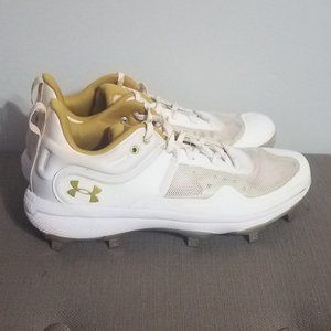 UA Womens Glyde MT Baseball/Softball Cleats